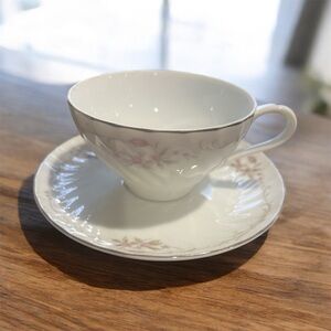 10 Gold Standard Genuine Porcelain China Made in Japan Floral Teacup/Saucer Set
